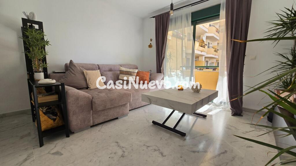 Piso de 1 dormitorio con vistas al mar en Torrequebrada, a solo 300 metros de la playa