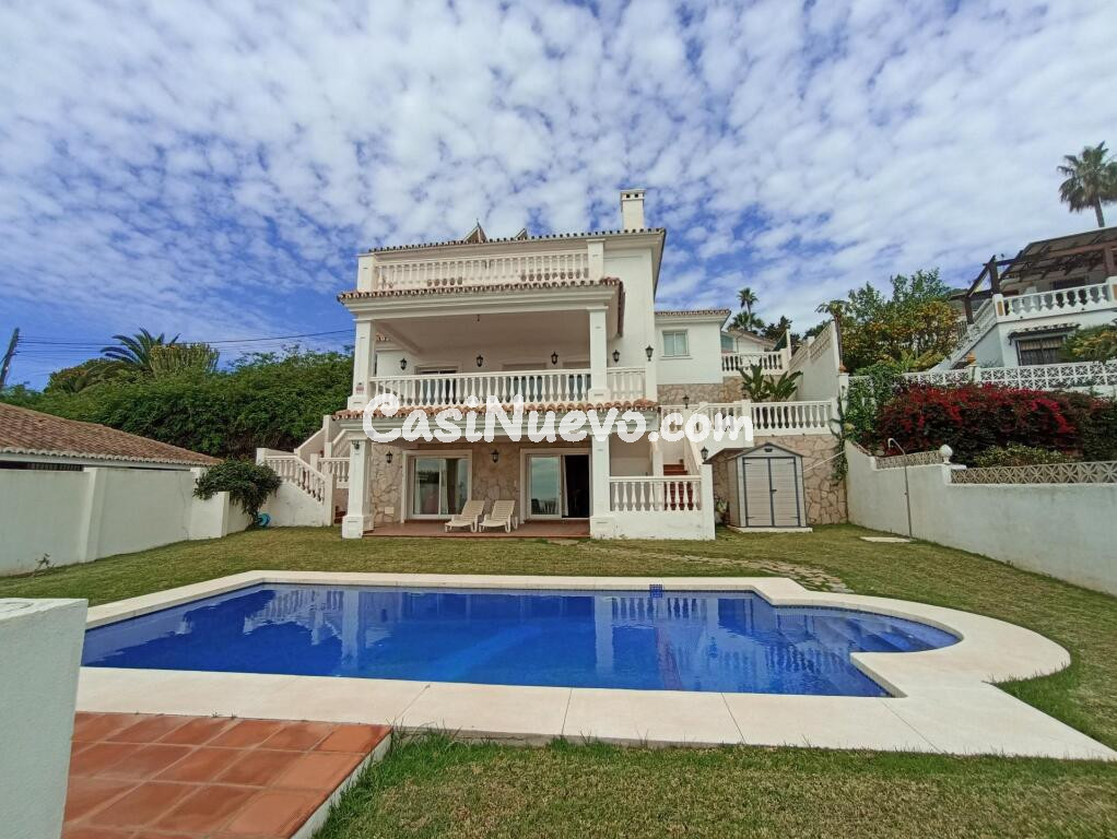 FANTASTICA VILLA EN ZONA BAJA DE LA CAPELLANIA CON PISCINA Y APARTAMENTO INDENDIENTE