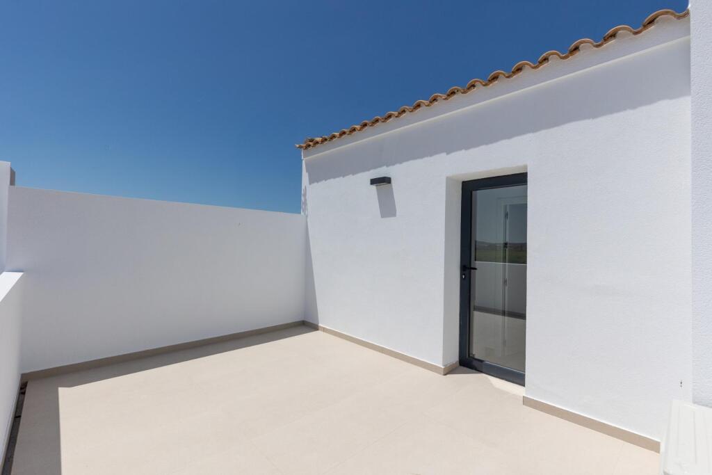 Casas adosadas de obra nueva con solárium y sótano en Rafal, - foto 46