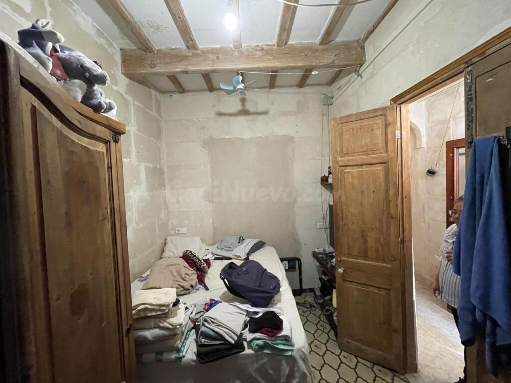 ¡Oportunidad única! Casa menorquina con encanto y múltiples  - foto 3