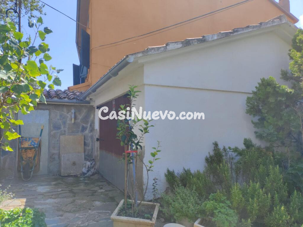 Casa-Chalet en Venta en Prades Tarragona