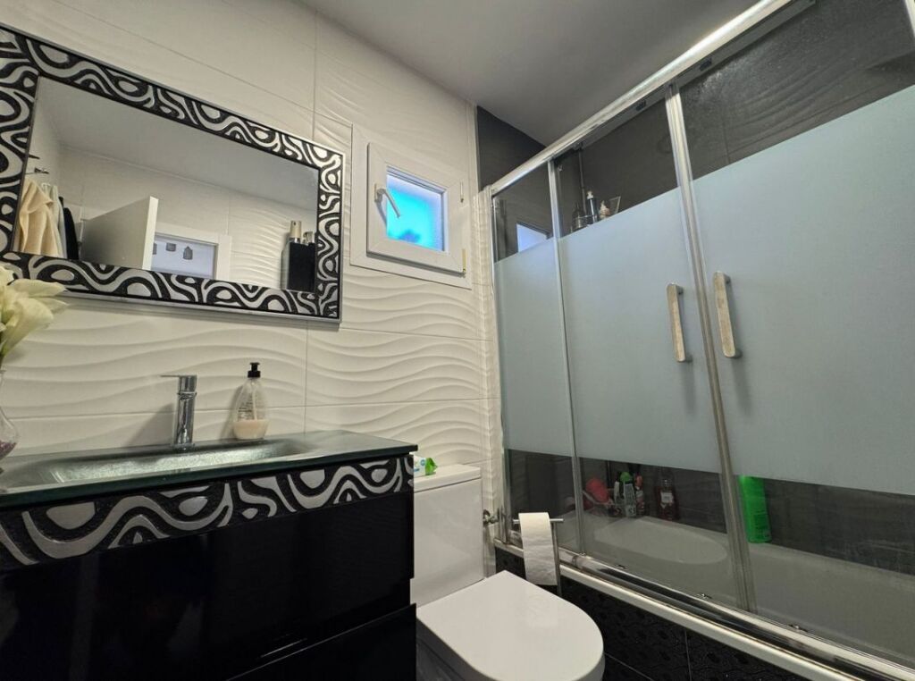 Adosada en Venta en Linea De La Concepcion, La Cádiz - foto 20