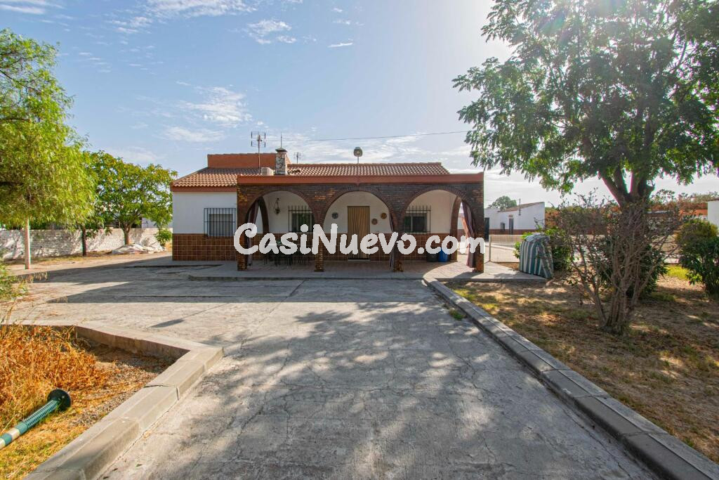 Casa RÚSTICA en venta en Los Jinetes, IV FASE, Carmona