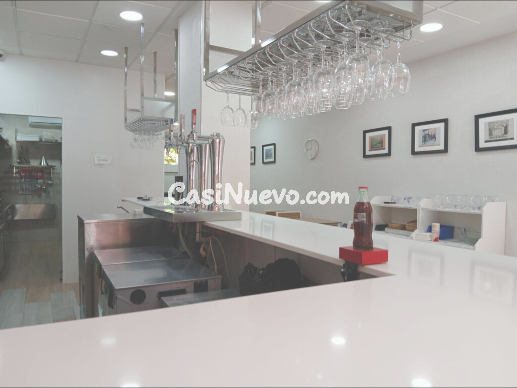 Traspaso de bar excelentes calidades ubicado en Tiro de Línea. LICENCIA EN ACTIVO