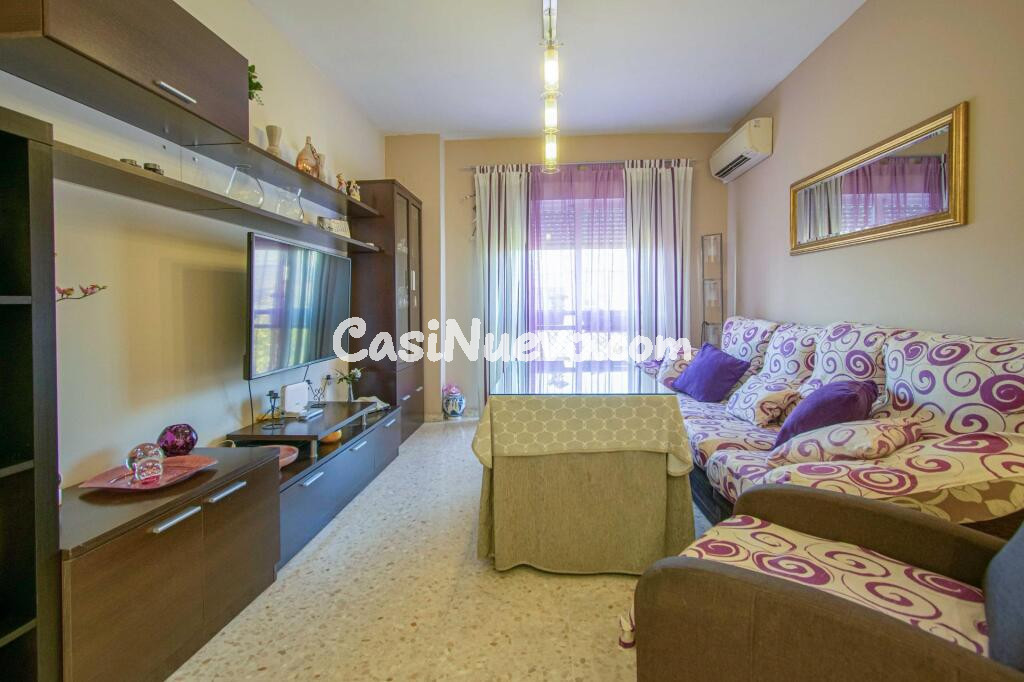 Fantástico piso en Los Bermejales con plaza de garaje y trastero!!!!