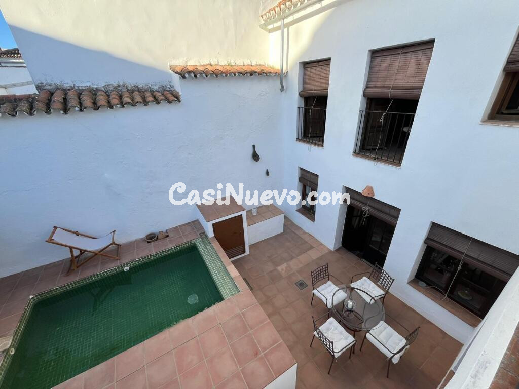 Preciosa casa en Cazalla de La Sierra con espectacular terraza y piscina privada!!!