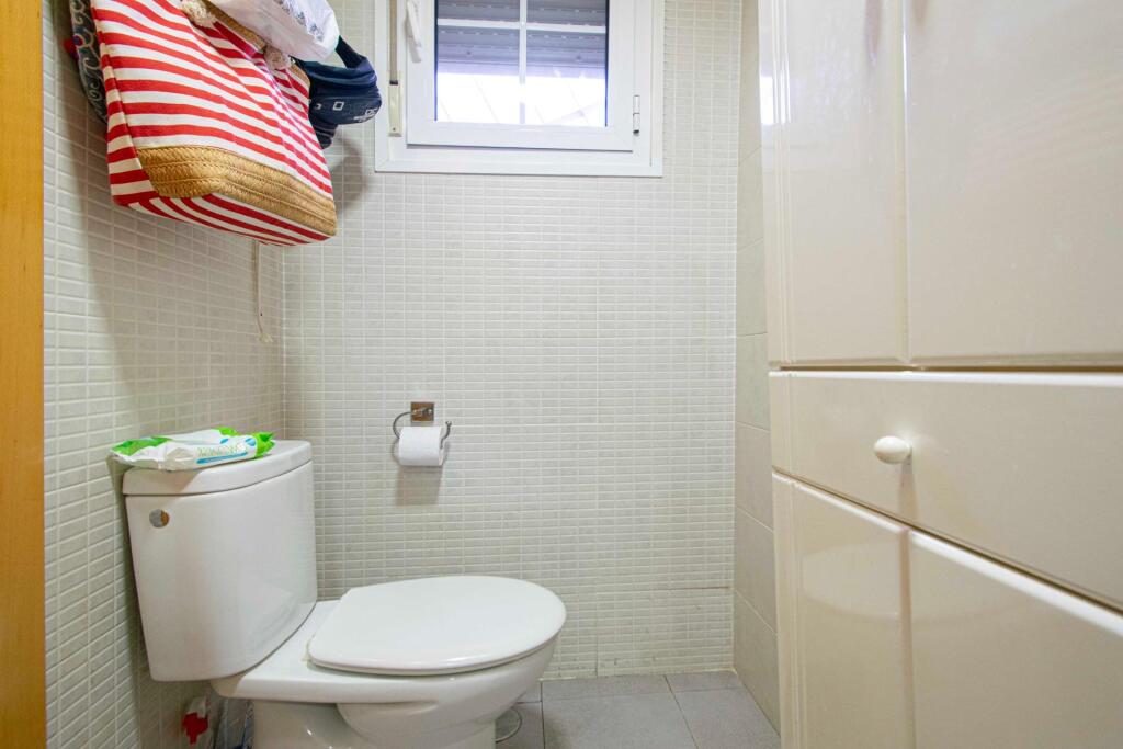 Gran casa adosada en Montequinto, con sótano, buhardilla y e - foto 10