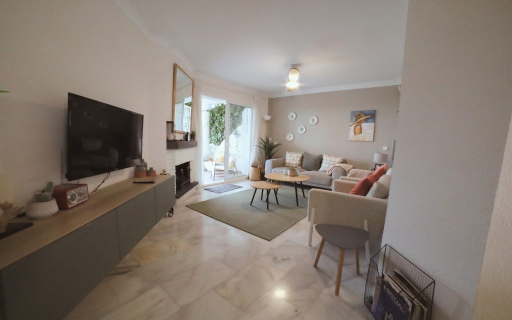 Apartamento en Venta en Calahonda Málaga - foto 2