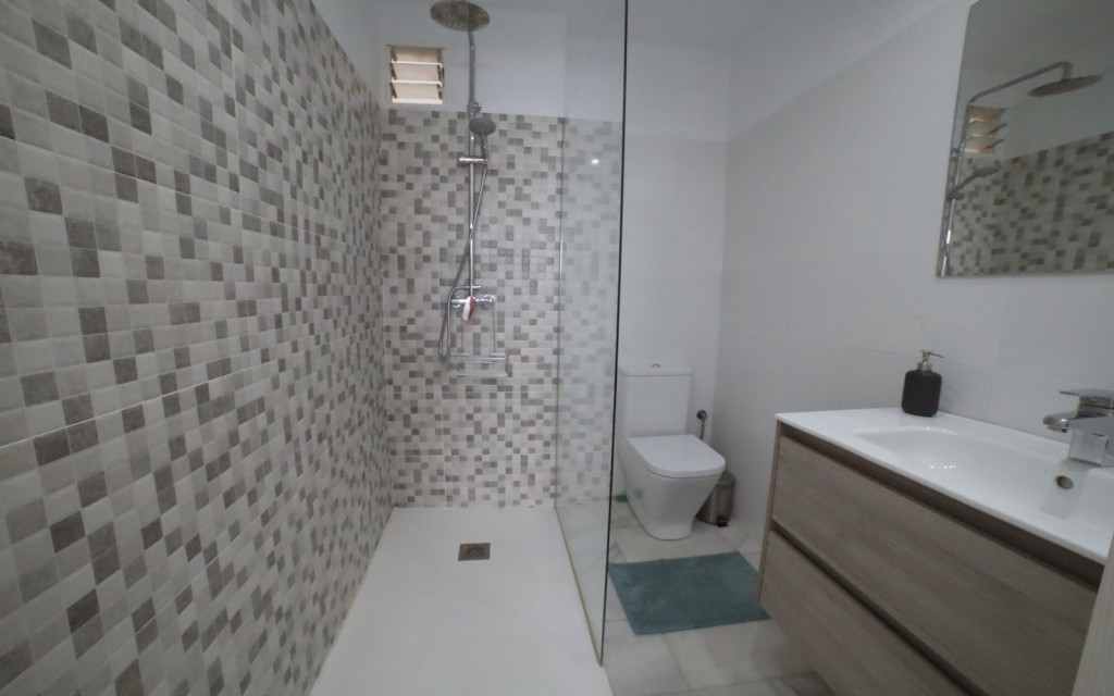 Apartamento en Venta en Calahonda Málaga - foto 13