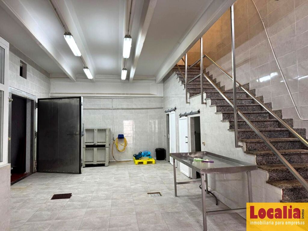 Alquiler de Nave Conservera de Pescado en Santoña