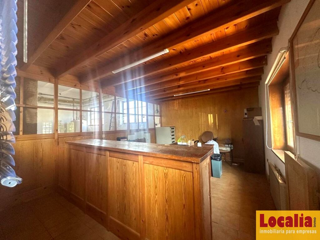 Nave de 295 metros a pie de calle, Torrelavega - foto 7