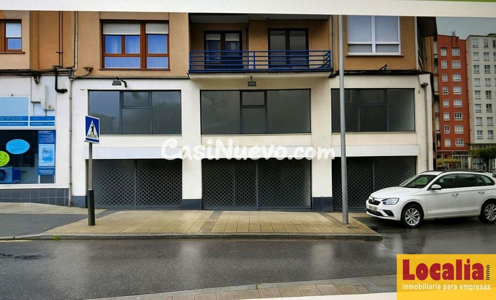 Amplio local de dos niveles en Torrelavega