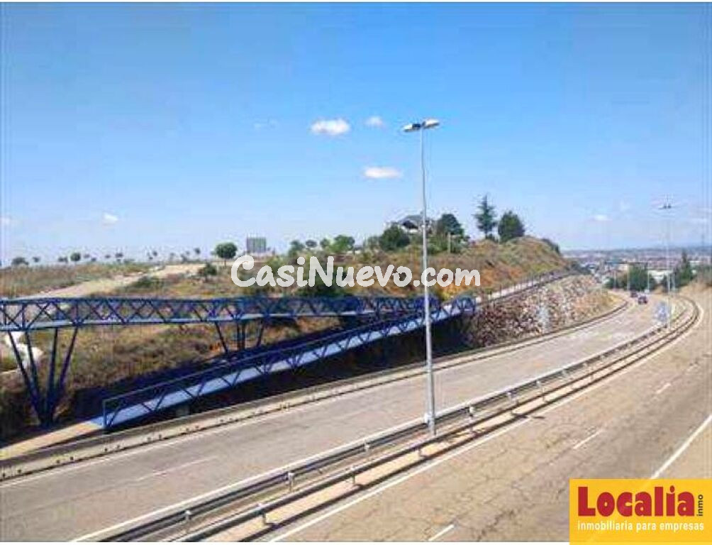 Obra parada de 73 viviendas en Valdefresno, León - foto 11