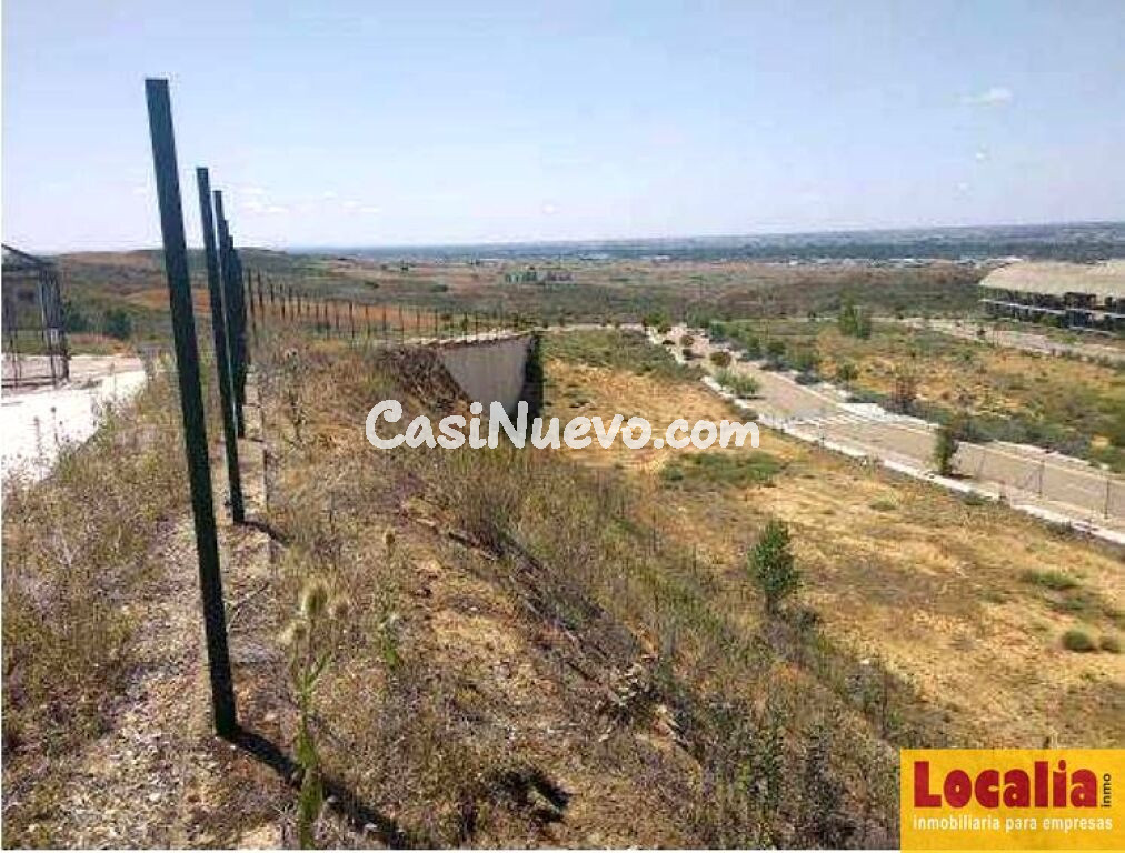 Obra parada de 73 viviendas en Valdefresno, León - foto 10