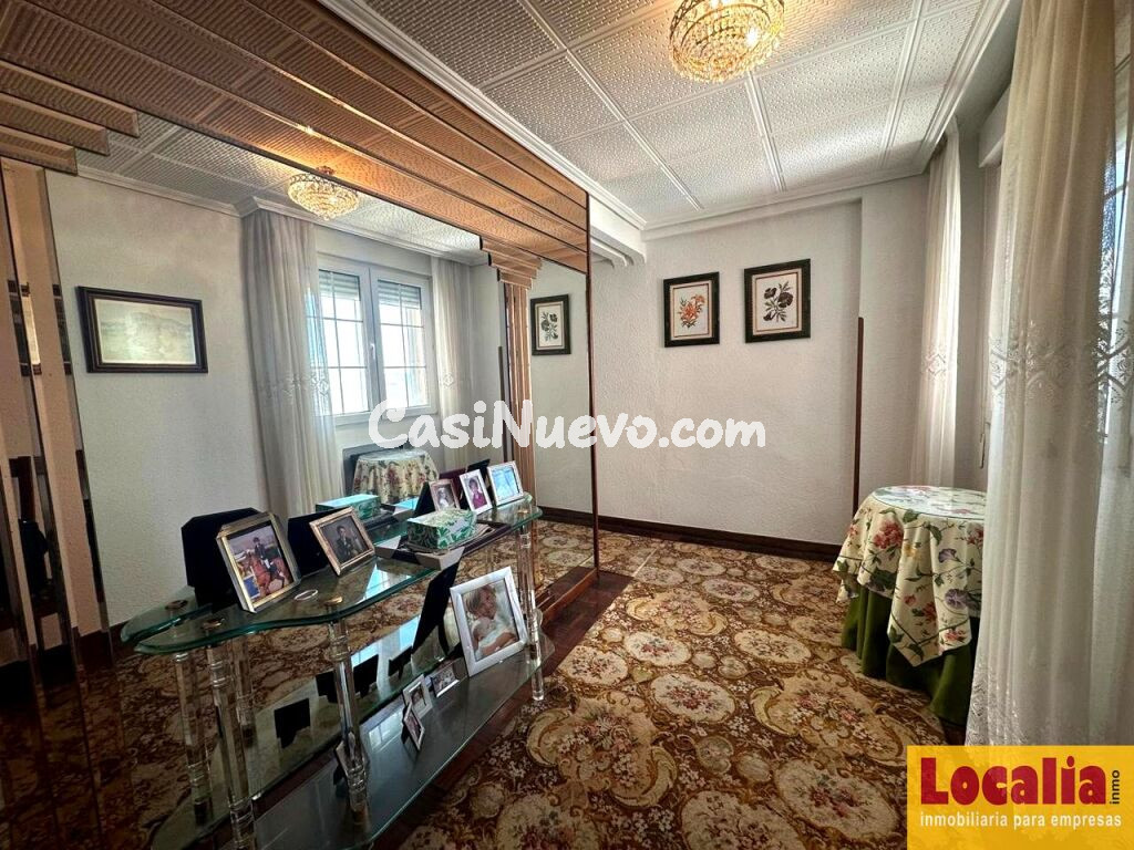 Atractivo y amplio piso en Astillero