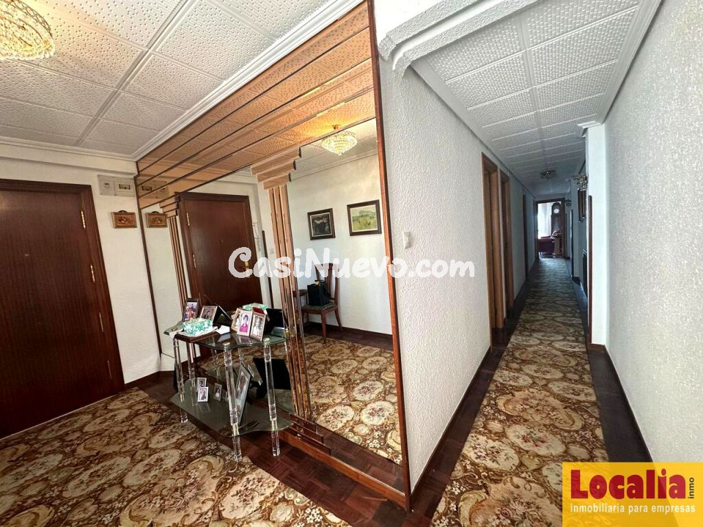 Atractivo y amplio piso en Astillero