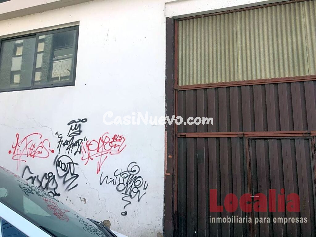 Interesante local  de 220 m² en Torrelavega.