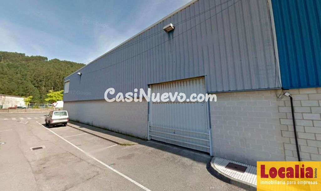 Nave industrial con 1024m2 en Santiago de Cartes