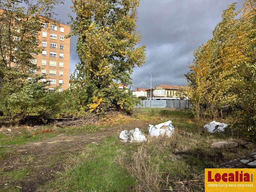 Suelo urbano en Venta de Baños - foto 8