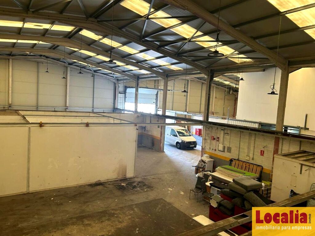 Impresionante Nave Industrial en Nueva Montaña - foto 4