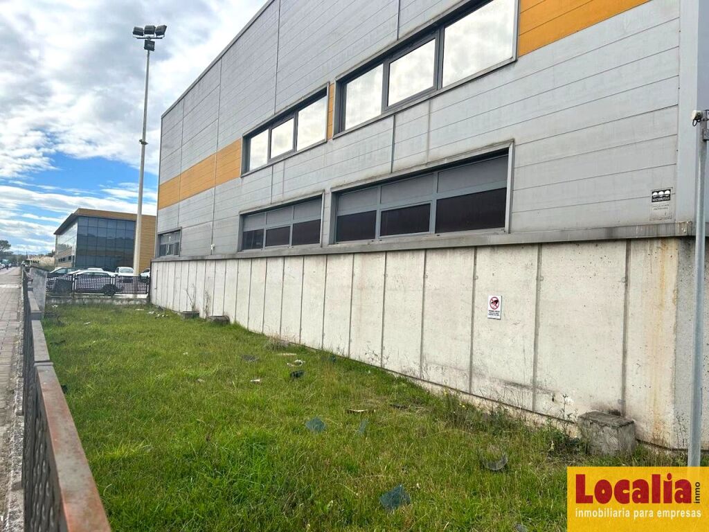 Impresionante Nave Industrial en Nueva Montaña - foto 6