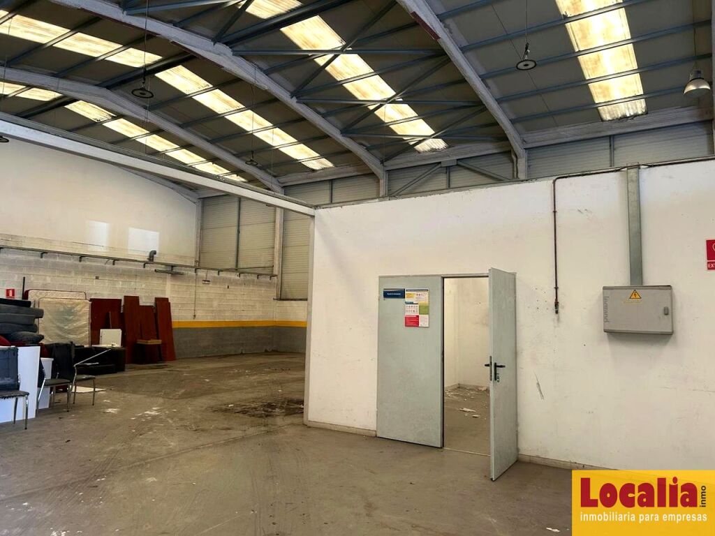 Impresionante Nave Industrial en Nueva Montaña - foto 7