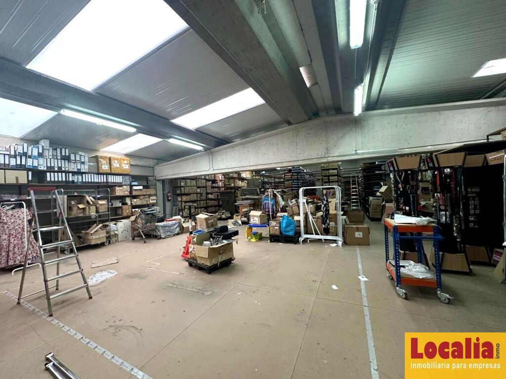 Amplia y moderna nave en venta, Palencia - foto 5