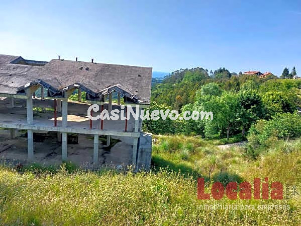 Obra parada junto al Mirador de La Hayuela, Udías