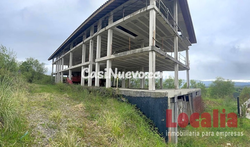 Obra parada junto al Mirador de La Hayuela, Udías