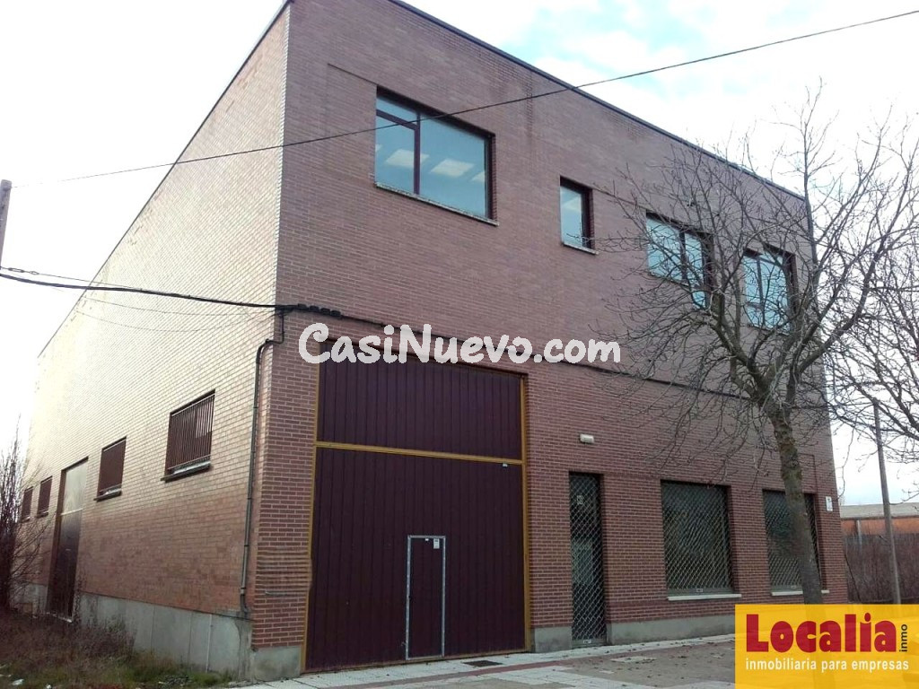 Vérsatil nave de 1000  m² en alquiler, Palencia