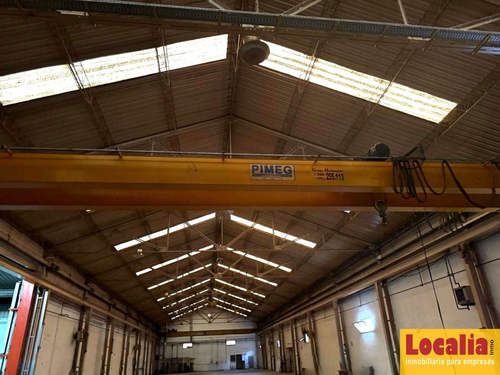 Impresionante nave industrial 4000m² en Valladolid - foto 3