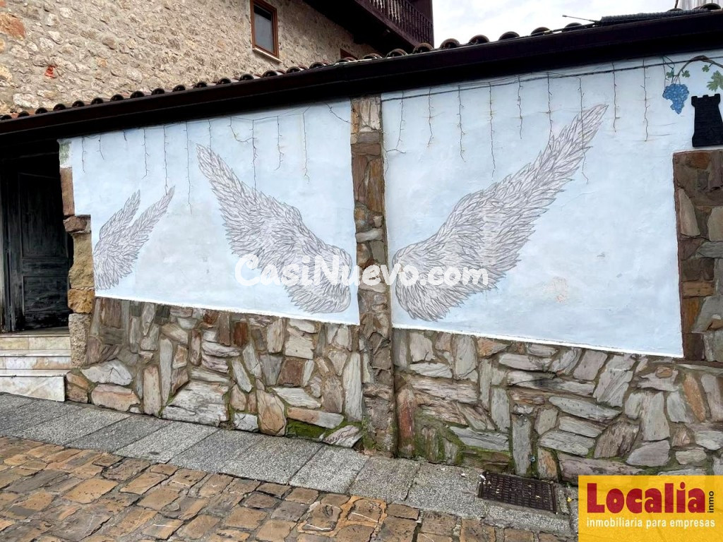 Local comercial posibilidad de reconvertir, Laredo