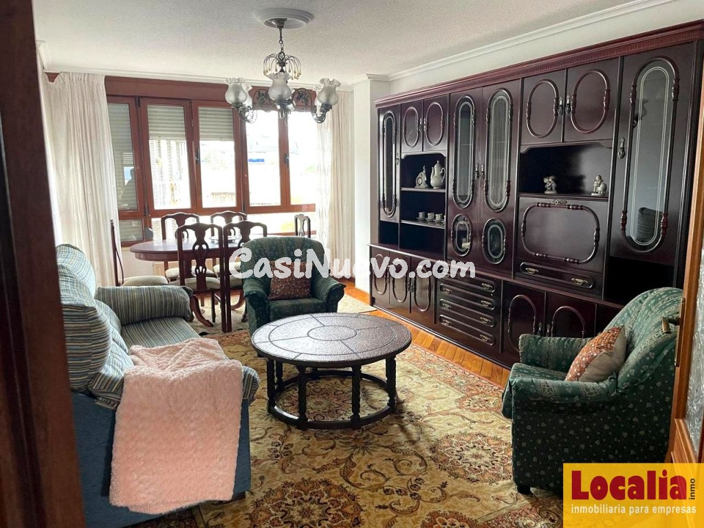 Estupendo piso con garaje y trastero en Suances.