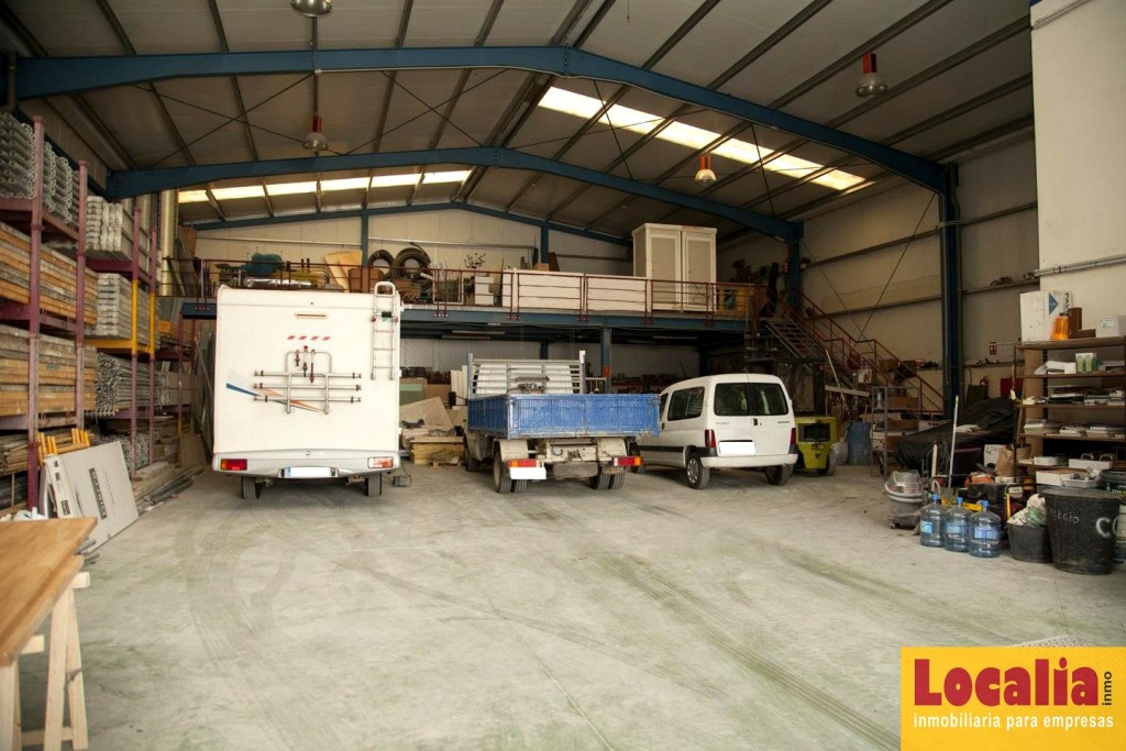 Estupenda nave en rentabilidad de 805m², Palencia. - foto 11