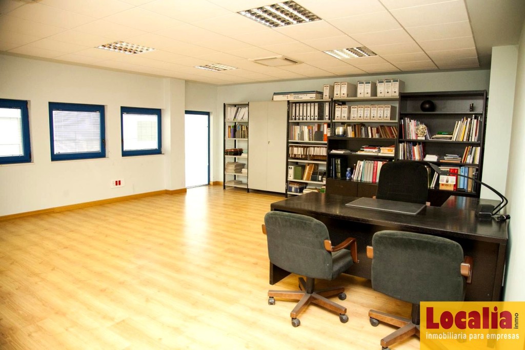 Estupenda nave en rentabilidad de 805m², Palencia. - foto 19