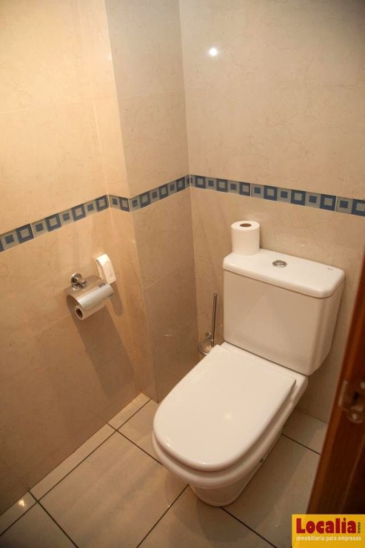 Estupenda nave en rentabilidad de 805m², Palencia. - foto 23