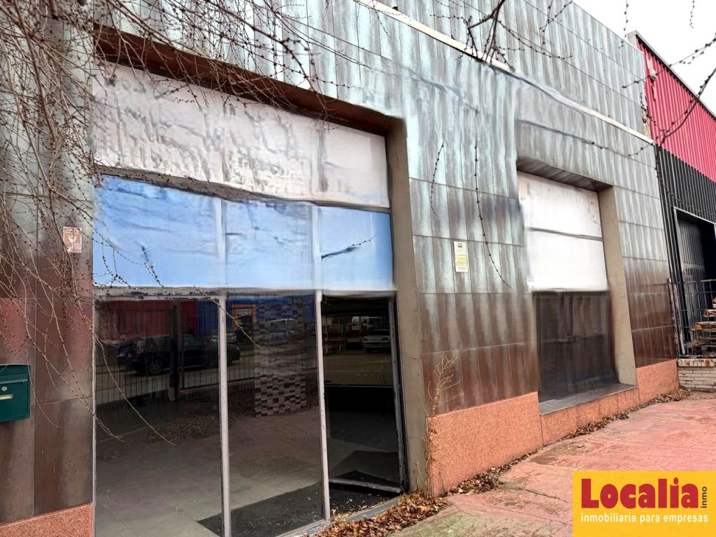 Nave industrial con potencial expansión, Palencia