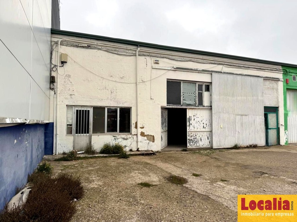 Nave con campa y múltiples posibilidades, Palencia
