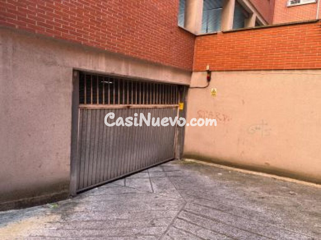 Parking coche en Venta en Vitoria Álava