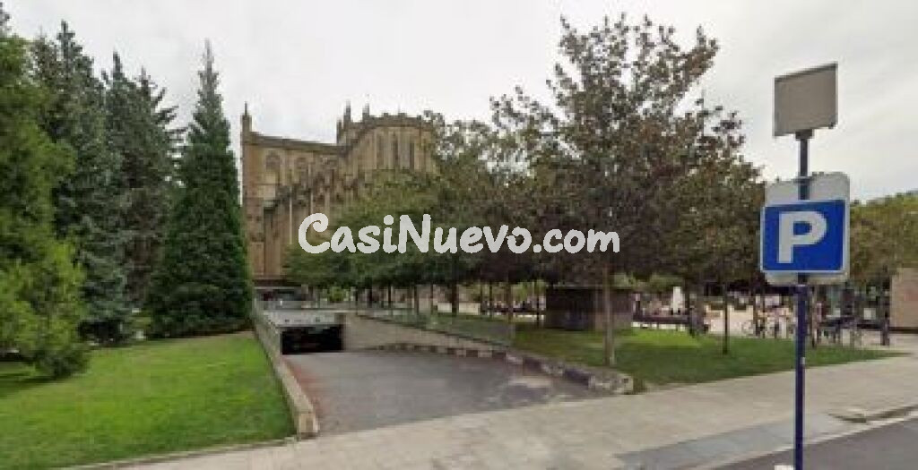 Parking coche en Venta en Vitoria Álava