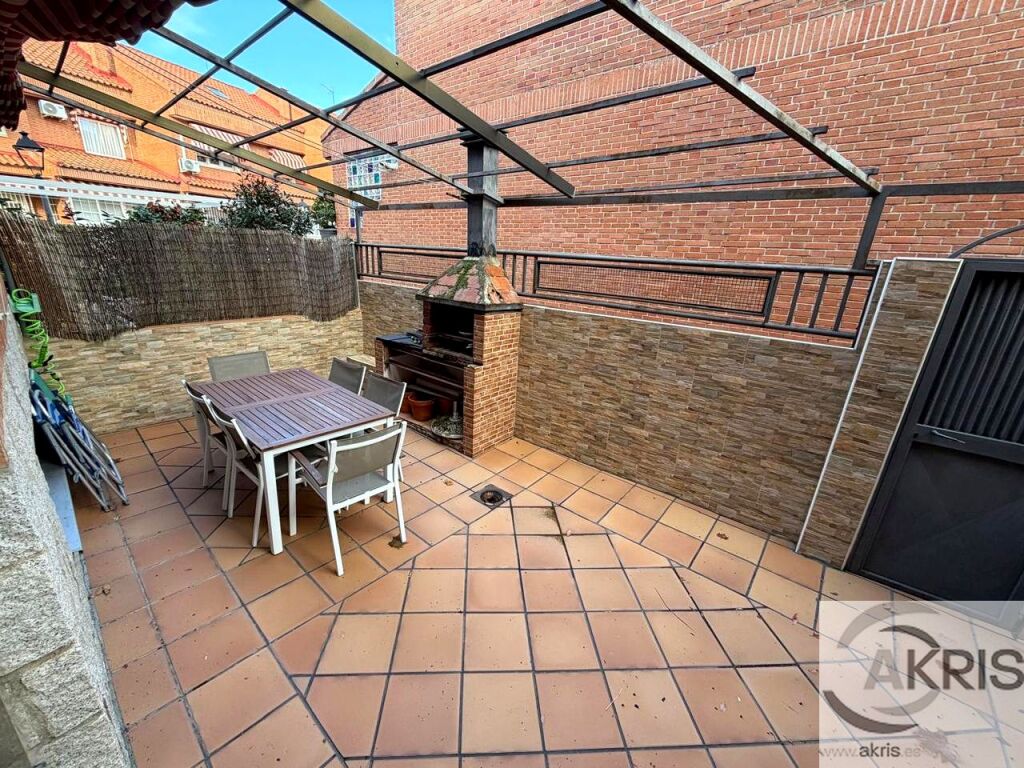 Chaletazo en Ajalvir, ¡un lujo de vida! - foto 48