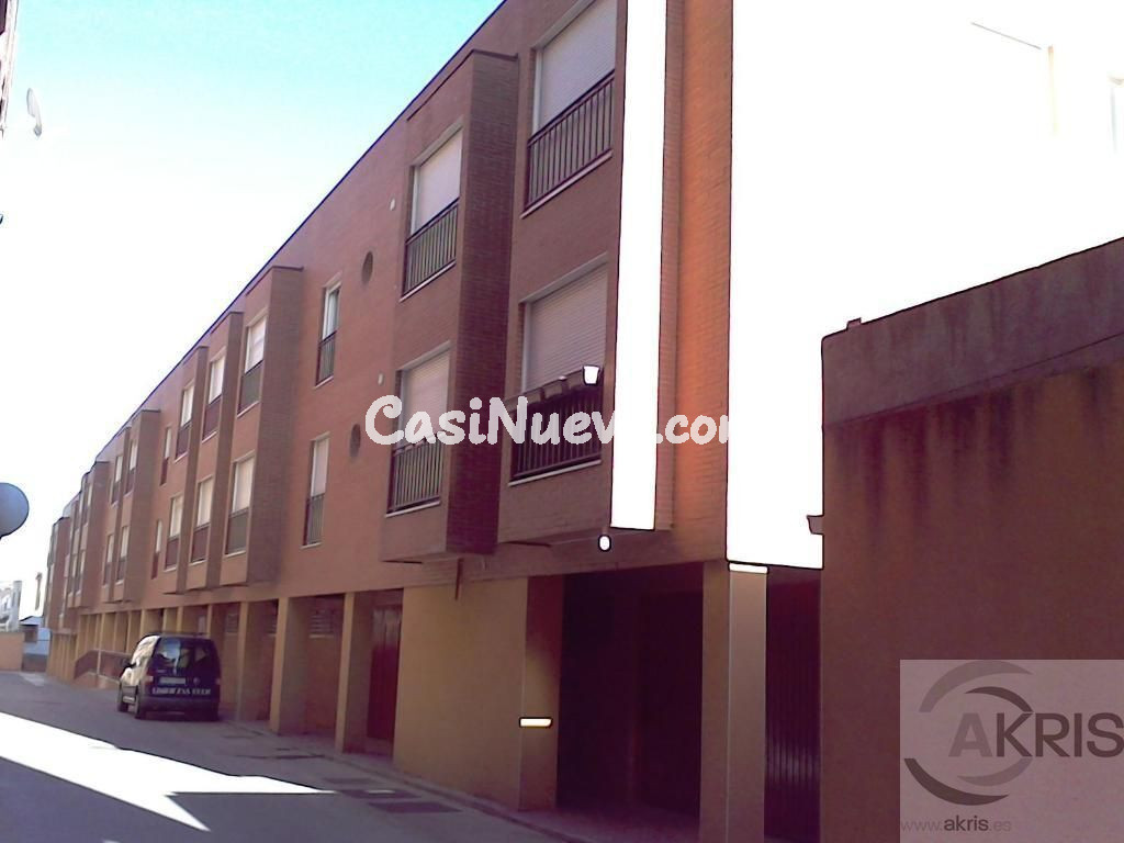 PLAZA GARAJE EN LA POBLACION DE YUNCLER