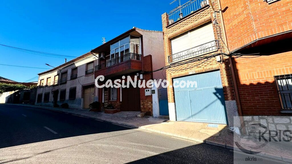 Casa / Chalet en venta en Navahermosa de 184 m2