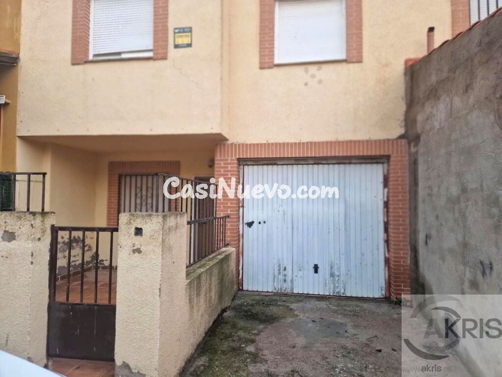 Adosado en venta en Almonacid de Toledo de 136 m2