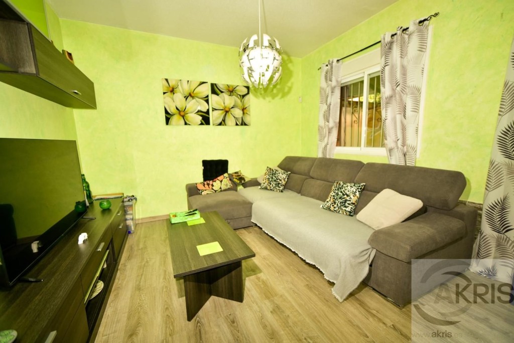 Fantástico chalet de 4 dormitorios para entrar a vivir en Ch - foto 10