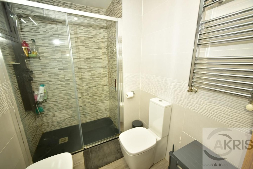 Fantástico chalet de 4 dormitorios para entrar a vivir en Ch - foto 41