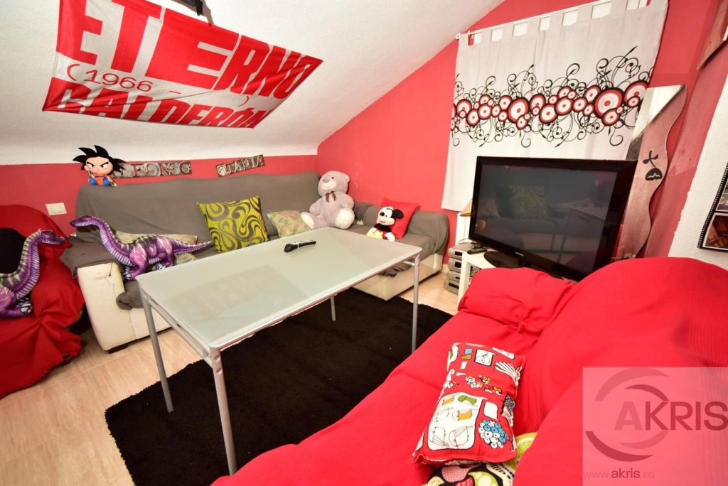 Fantástico chalet de 4 dormitorios para entrar a vivir en Ch - foto 48