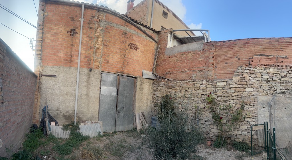 Adosada en Venta en Tarrega Lleida