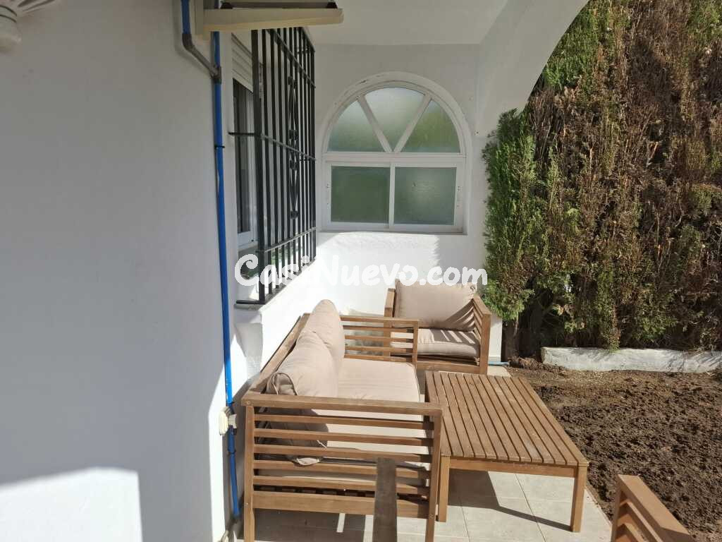 Adosada en Alquiler en San Pedro Alcantara Málaga - foto 2