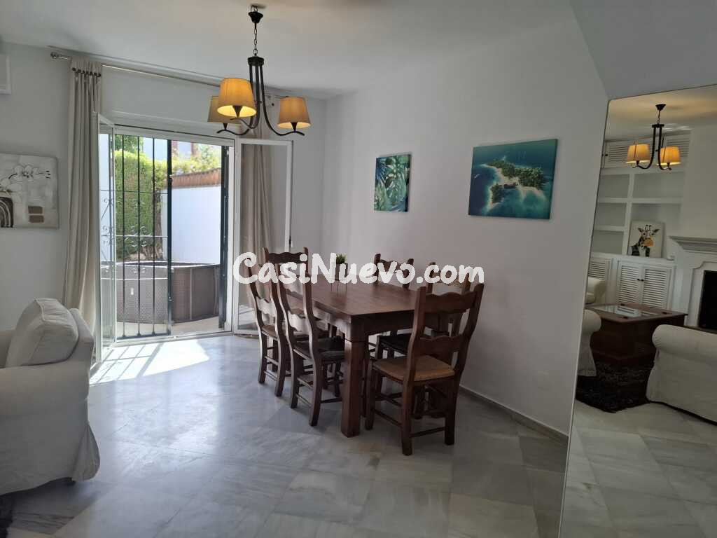 Adosada en Alquiler en San Pedro Alcantara Málaga - foto 5